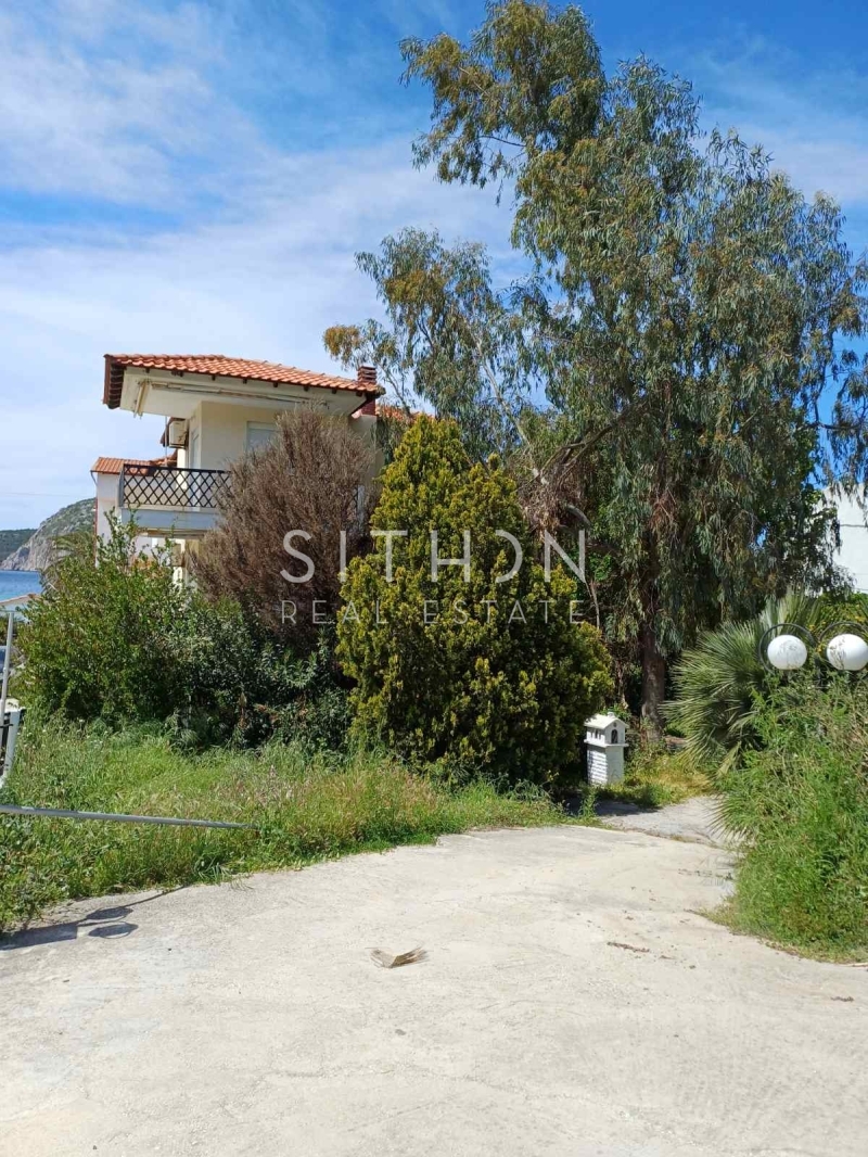 property-img
