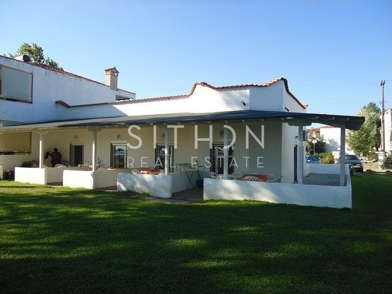 property-img