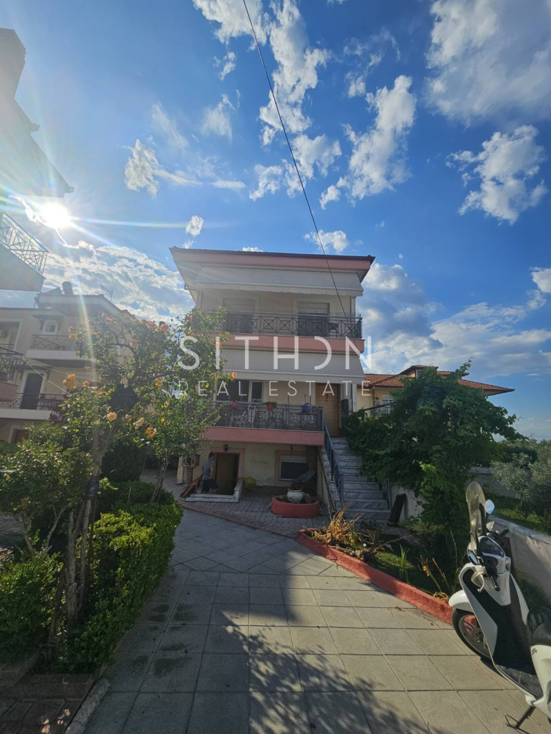 property-img